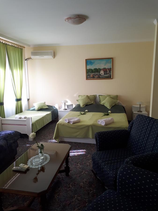 Business Club Selenca Bed & Breakfast Bac Ngoại thất bức ảnh