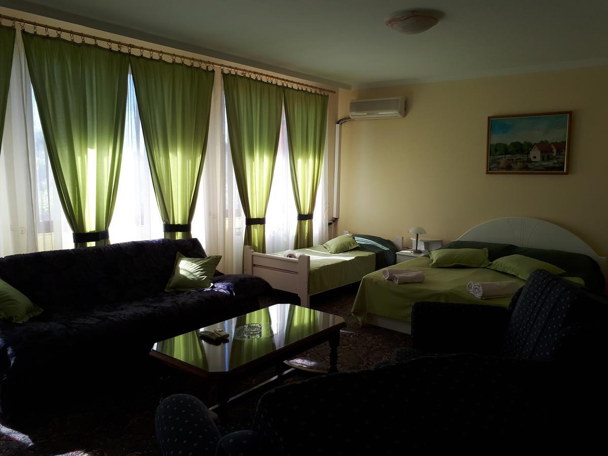Business Club Selenca Bed & Breakfast Bac Ngoại thất bức ảnh